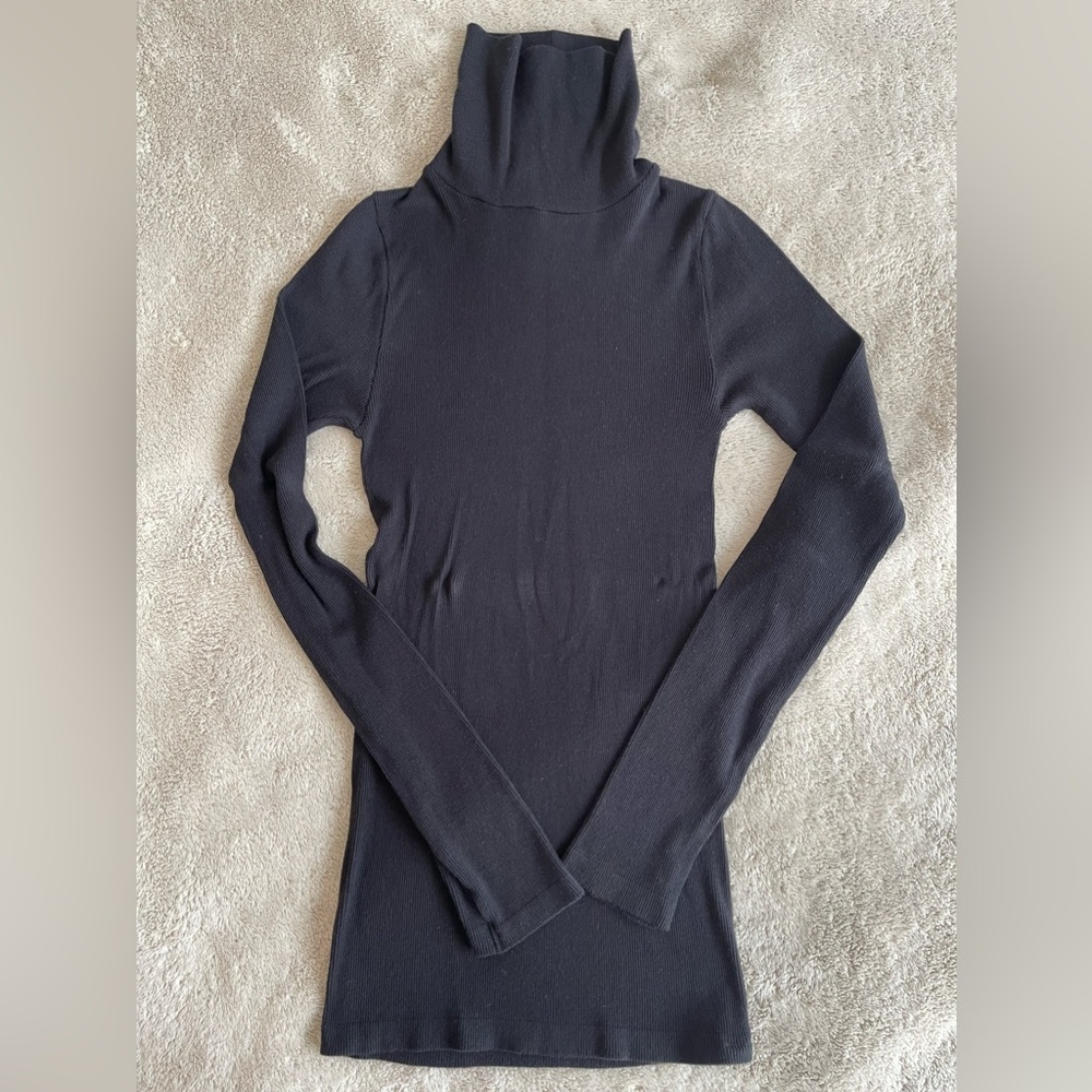 Women’s Turtleneck long sleeve